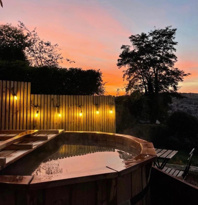 Secluded Lodge With Spectacular Views And Hot Tub! باث المظهر الخارجي الصورة